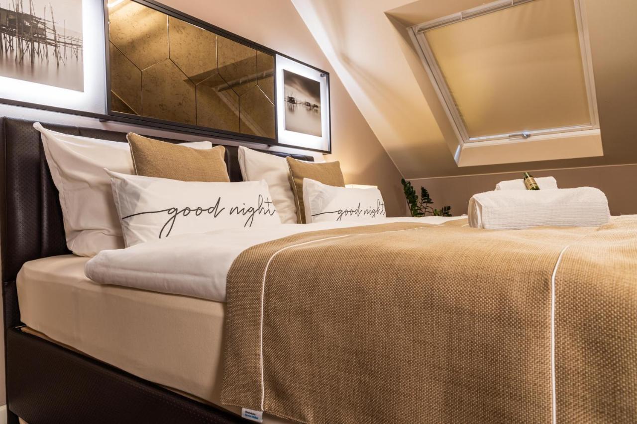 Deluxe Apartment Mit Tiefgarage In Naehe Messe-Bmw-Porsche-Dhl-Flughafen-Flugzeugwerk Der Deutsche Aircraft ไลป์ซิก ภายนอก รูปภาพ