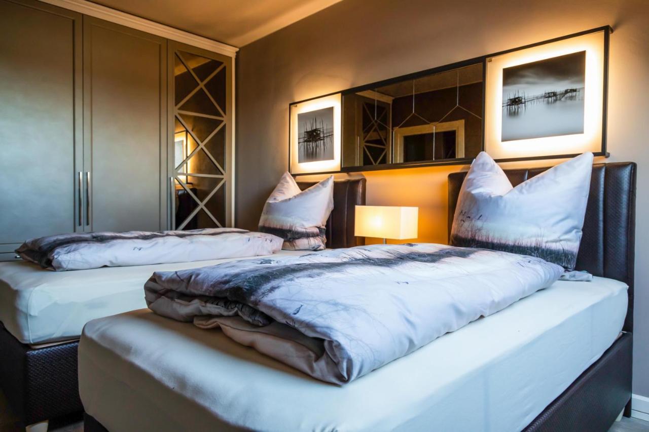 Deluxe Apartment Mit Tiefgarage In Naehe Messe-Bmw-Porsche-Dhl-Flughafen-Flugzeugwerk Der Deutsche Aircraft ไลป์ซิก ภายนอก รูปภาพ