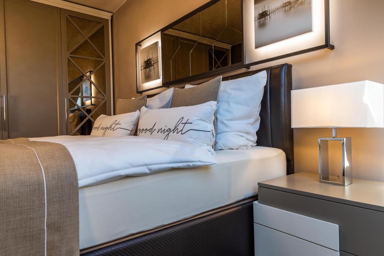 Deluxe Apartment Mit Tiefgarage In Naehe Messe-Bmw-Porsche-Dhl-Flughafen-Flugzeugwerk Der Deutsche Aircraft ไลป์ซิก ภายนอก รูปภาพ